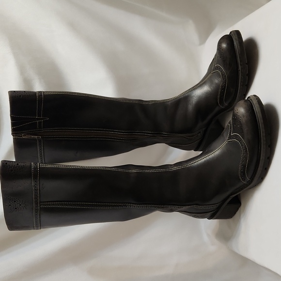 Timberland Tall Wingtip Leather Heeled Boots (W Size 7.5) - Picture 2 of 16